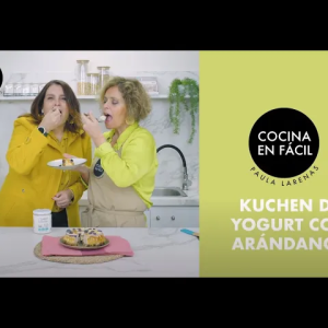 26. Kuchen de Yogurt con Arándanos