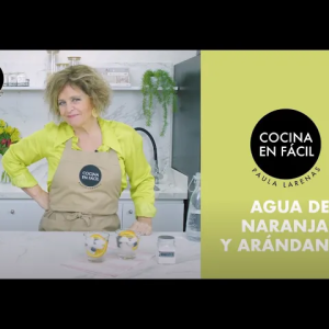 14. Agua de Naranjas y Arándanos